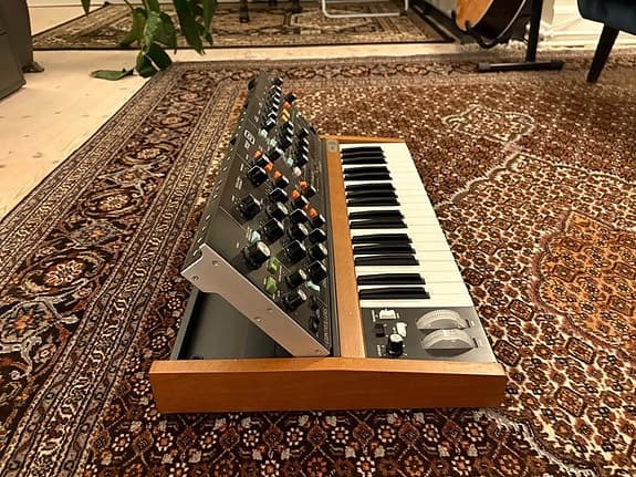 Behringer Poly D -analogisyntetisaattori - image 3