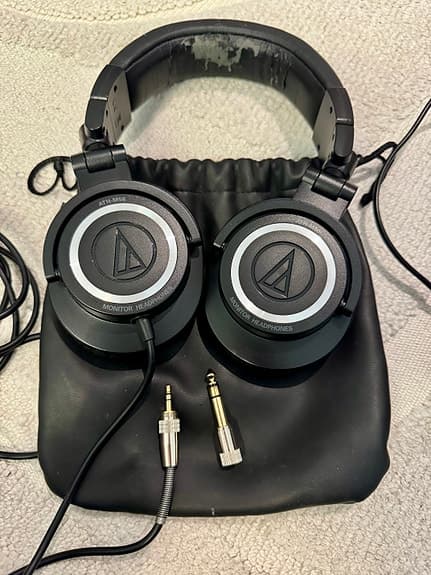 Audio Technica studio monitori kuulokkeet musta