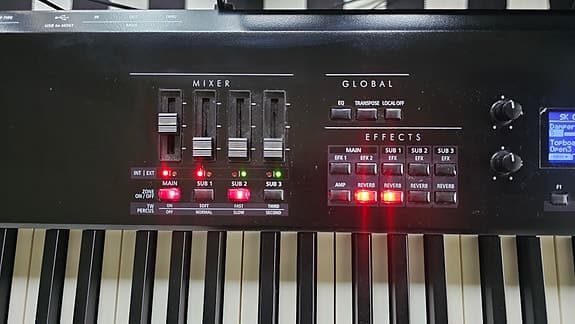 Kawai MP7SE stagepiano + Kawai SC-1 rullalaukku + Boston XX-teline - image 7
