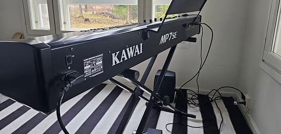 Kawai MP7SE stagepiano + Kawai SC-1 rullalaukku + Boston XX-teline - image 4
