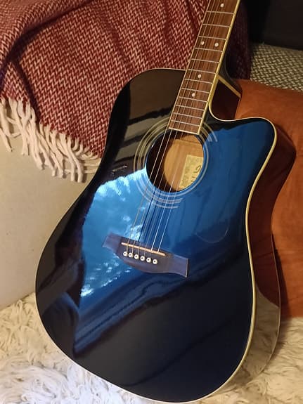 Ibanez V70CE-BK elektroakustinen kitara