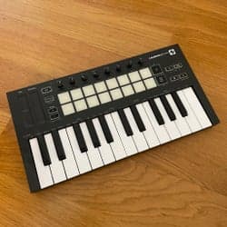 Novation Launchkey Mini MK3 MIDI-keyboard