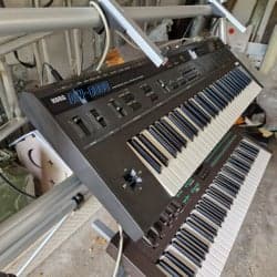 Korg DW-8000 Programmable Digital Waveform Synthesizer