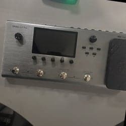 Harley Benton DNAfx Git Pro multieffektpedal