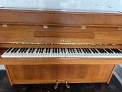 Yamaha M5J Piano