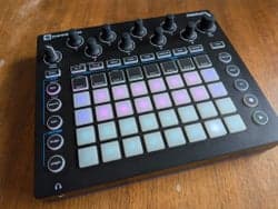 Novation Circuit Groovebox / Synthesizer