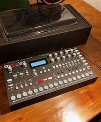 Elektron Analog Four MKI + Decksaver