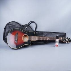 Yamaha APXT-1A Elektroakustisk Gitarr + Tillbehör