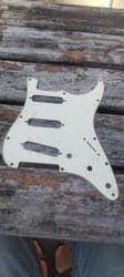 Stratocaster Pickguard – 3-Ply White/Black/White Aged – Standard 11-Hole