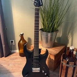 Washburn PRO X Series Elgitarr