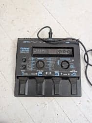 Roland GR-30 Gitarrsynthesizer med GK-2A pickup