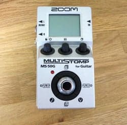 ZOOM MS-50G MultiStomp med "Shadows From The Past" Shadows patchar.