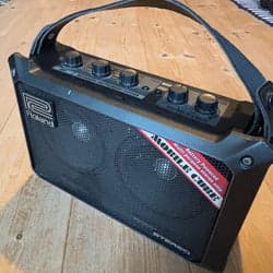 Roland Mobile Cube Stereo Förstärkare
