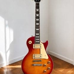 Orville Les Paul Elgitarr