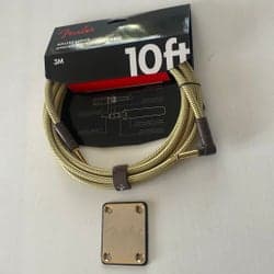 Fender Deluxe Series Vinklad Instrumentkabel 3M/10ft och Halsplatta