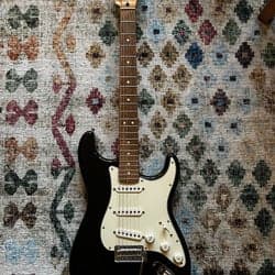 Fender Stratocaster Made in Mexico 2022 Player