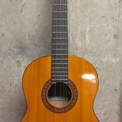 Yamaha akustisk guitar