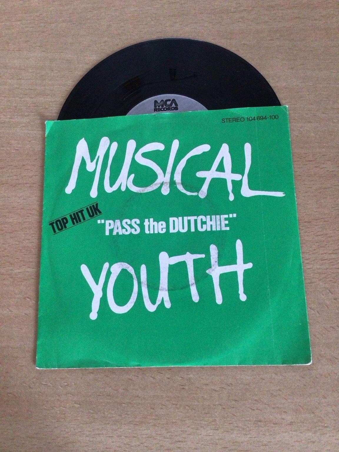 Single Musical Youth Pass the Dutschie