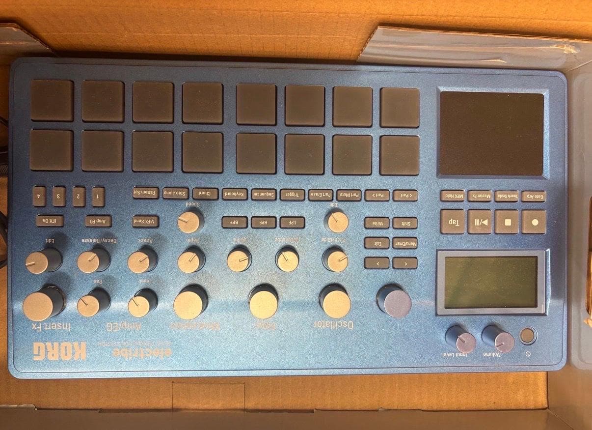 KORG Electribe Sampler blau mit Netzteil