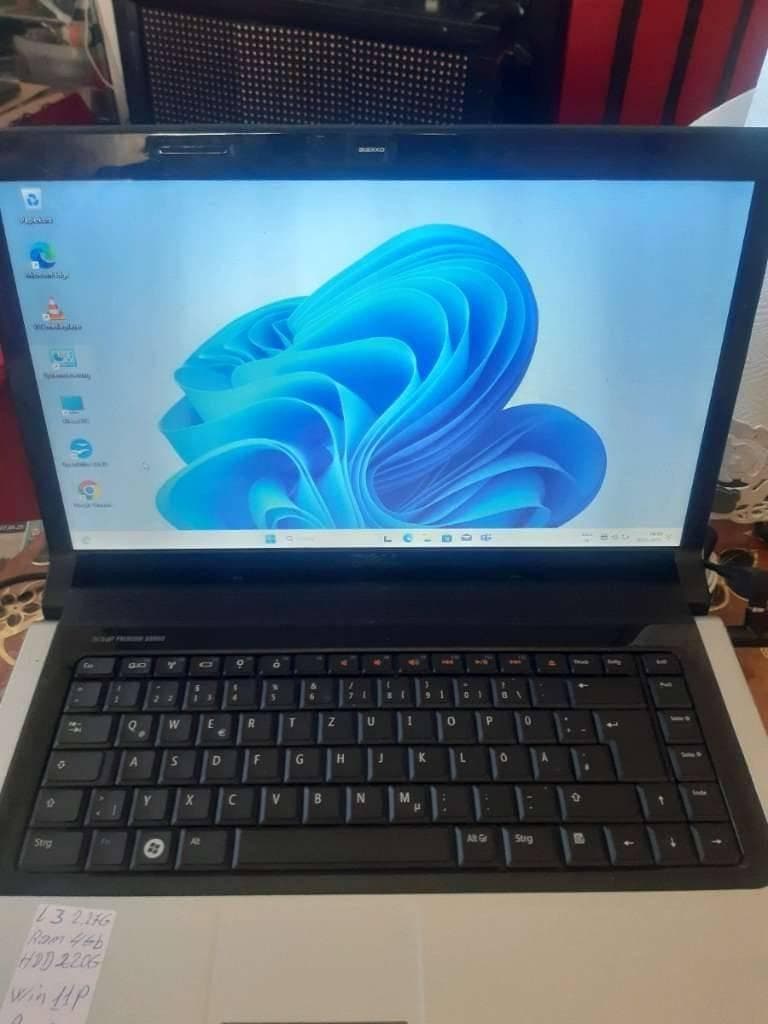 16 Zoll Dell i3, 2,27 GHZ, 4Gb Ram, 220 GB