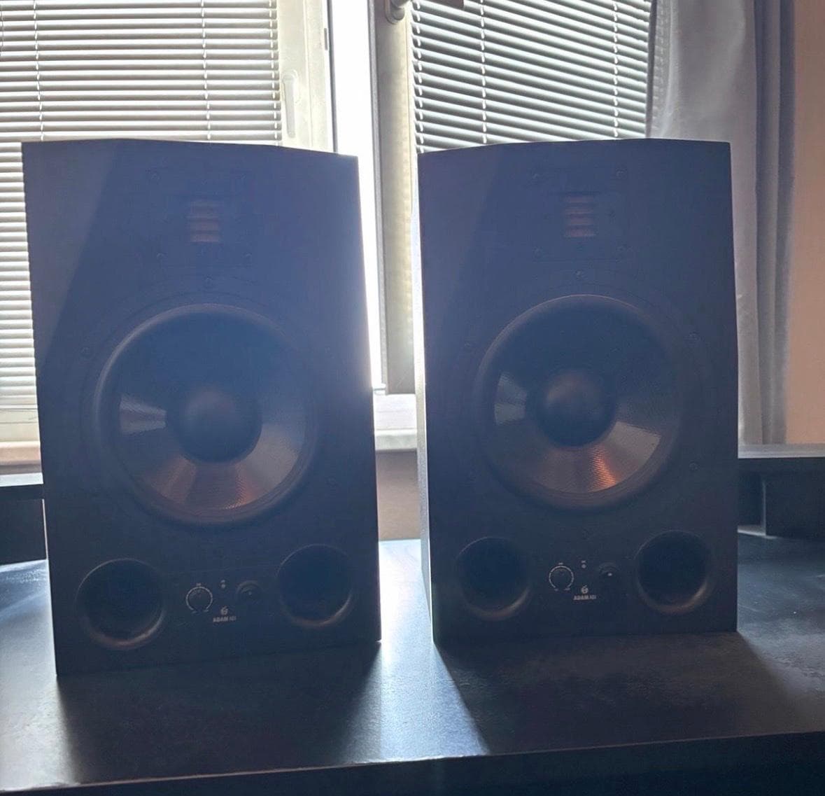 ADAM A8X Studio Monitor Boxen Speaker