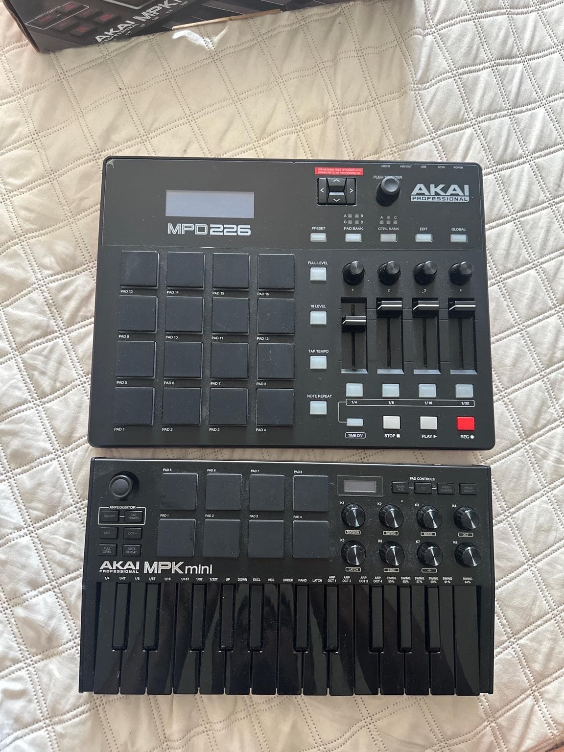 Akai MPD226+ Akai MPK Mini Neuwertig