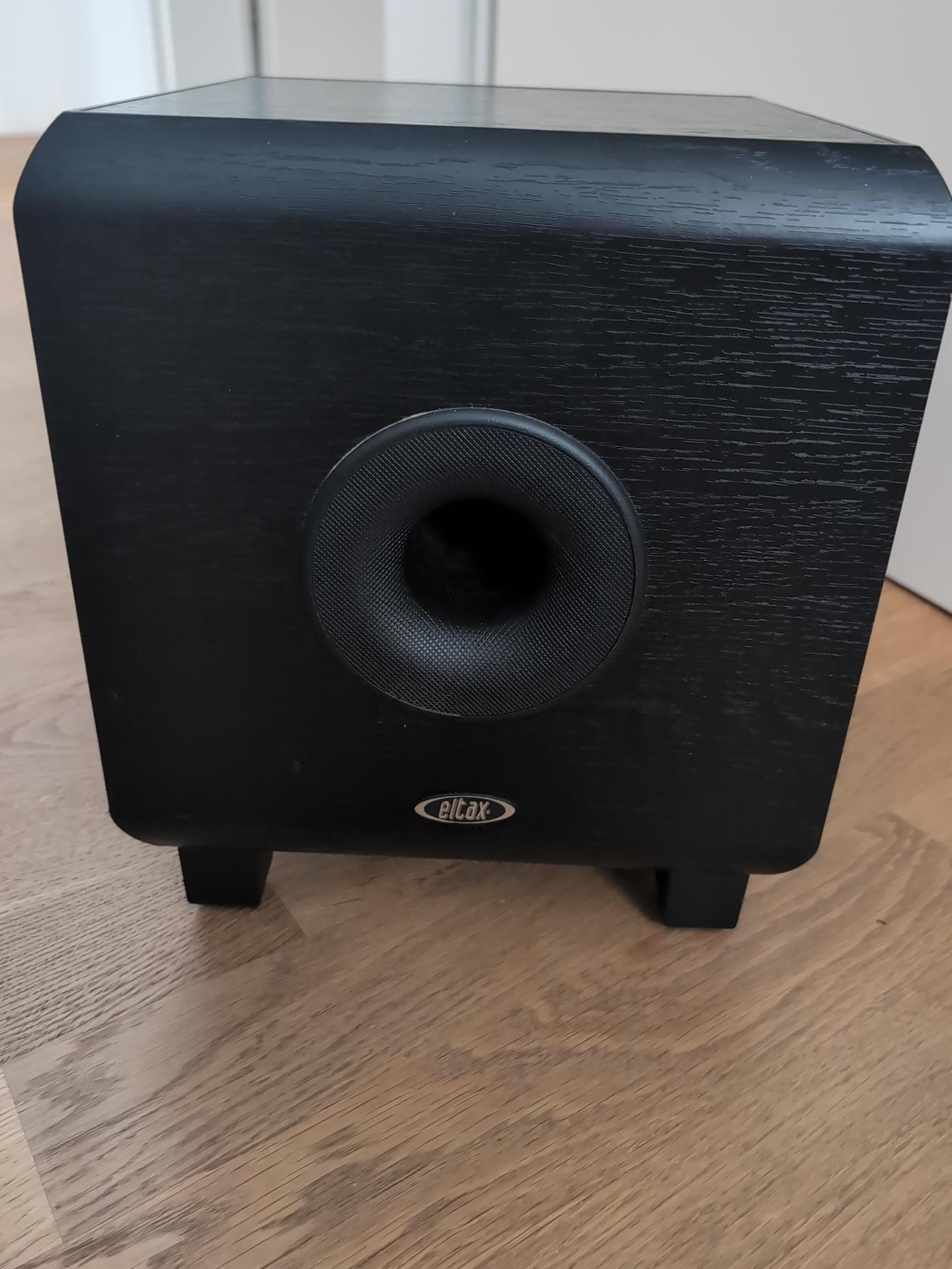 Eltax aktiver Subwoofer