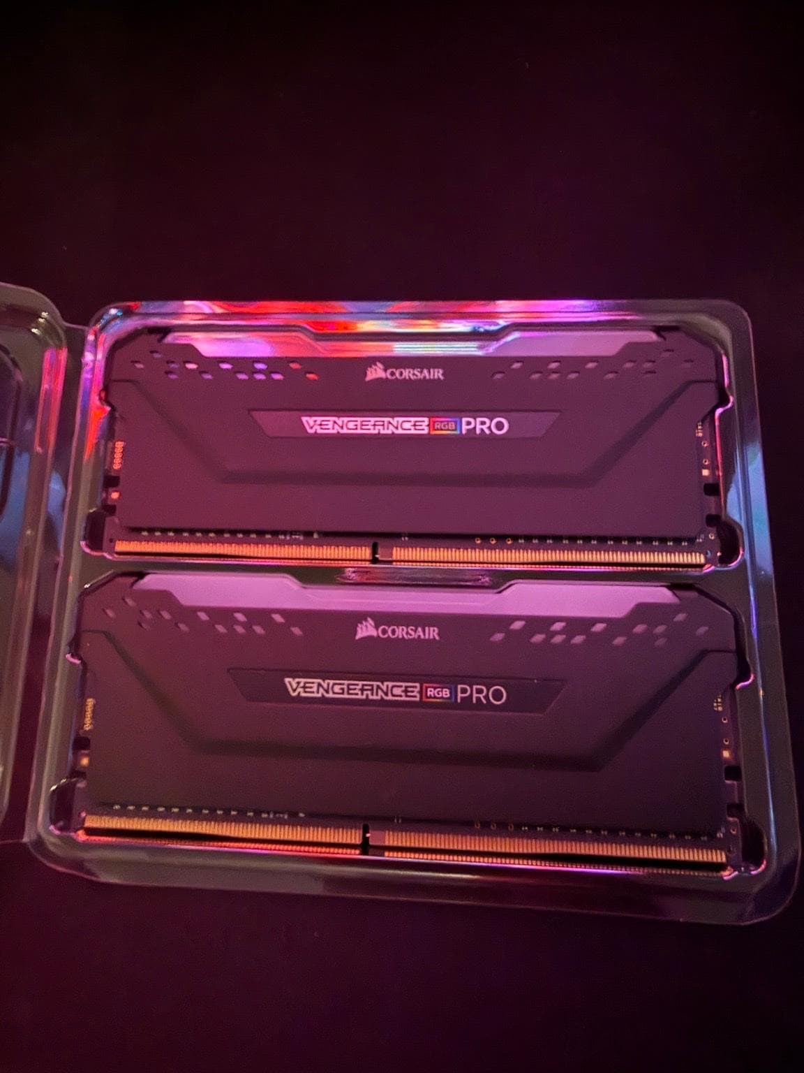 VENGEANCE RGB PRO 2x8GB (16GB)