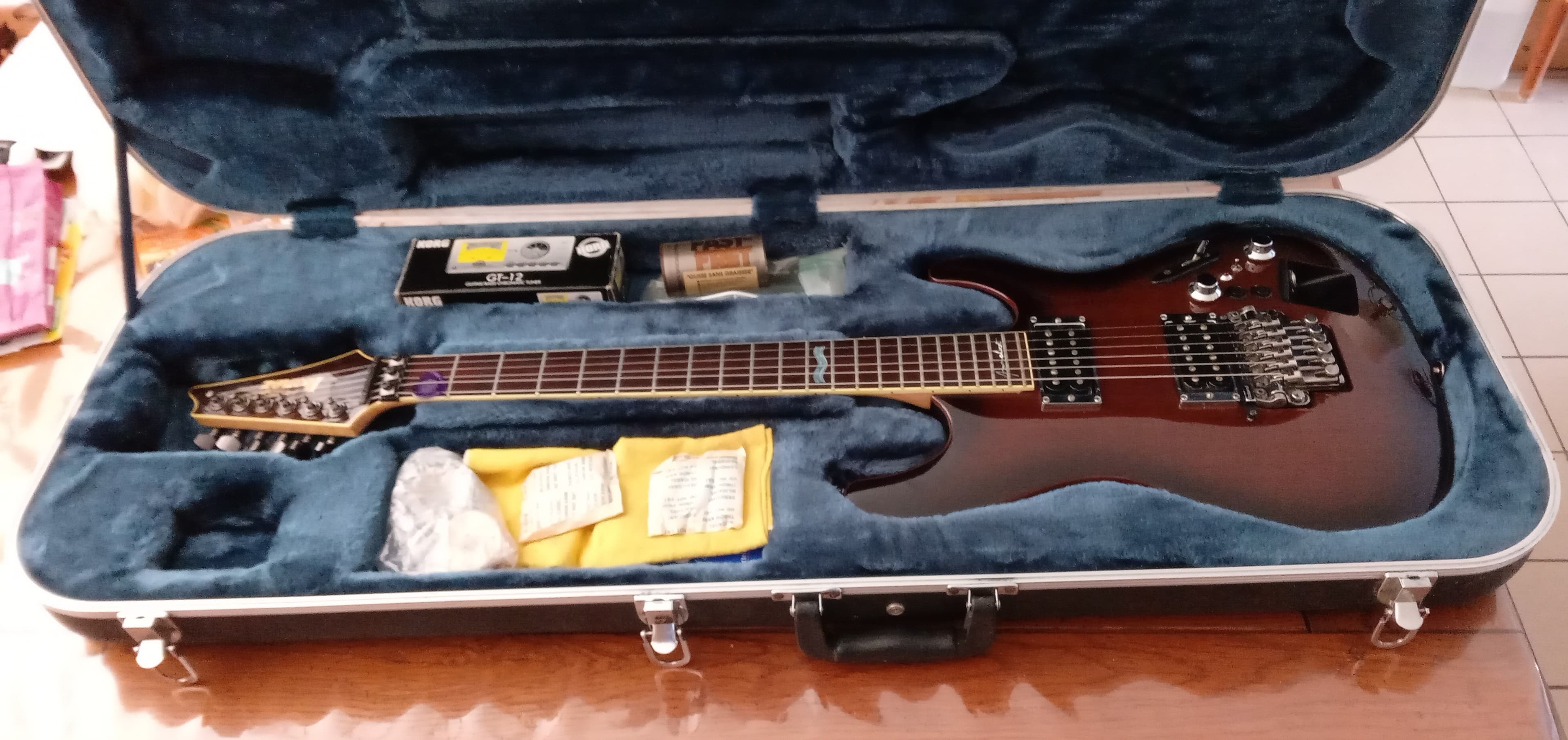 Vends Ibanez Prestige S1625TKS