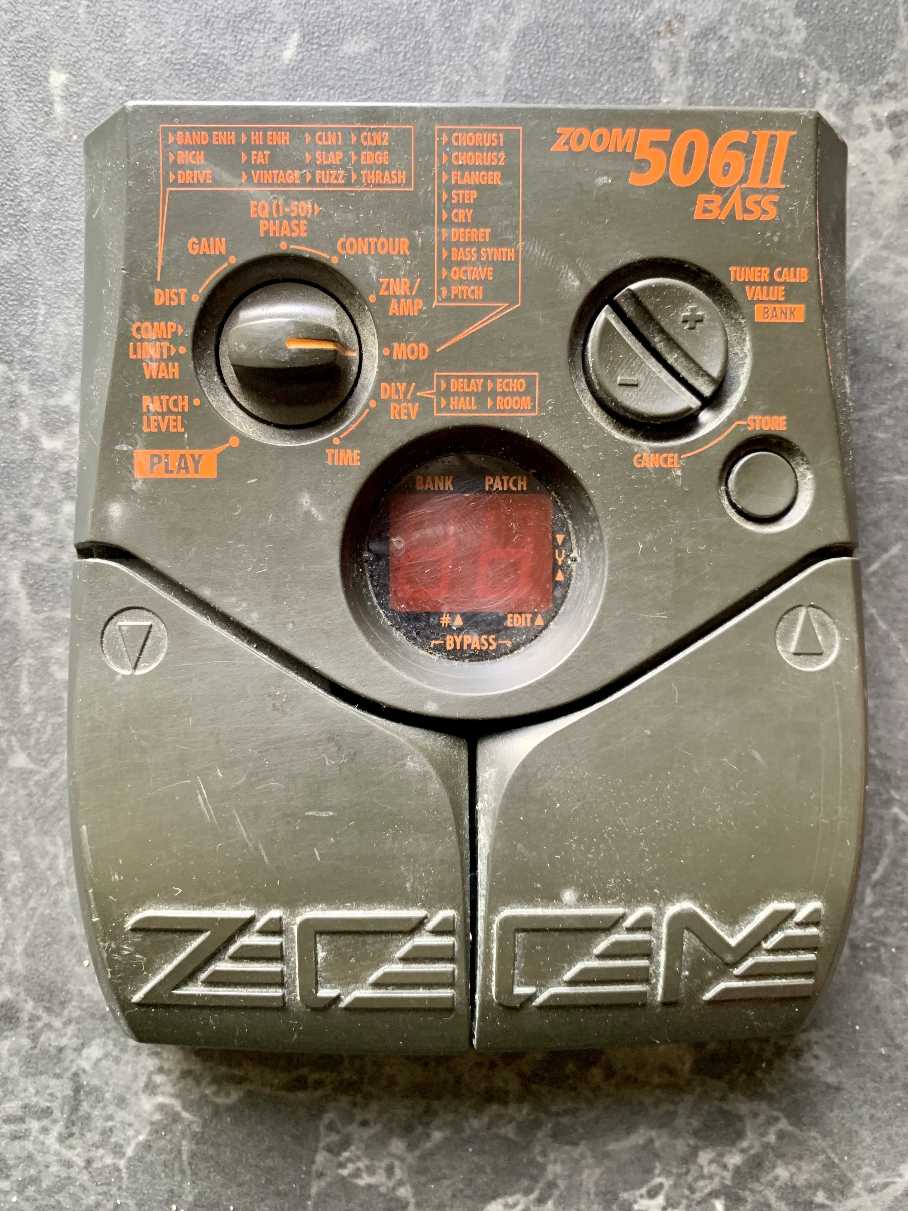 Zoom 506 II Bass