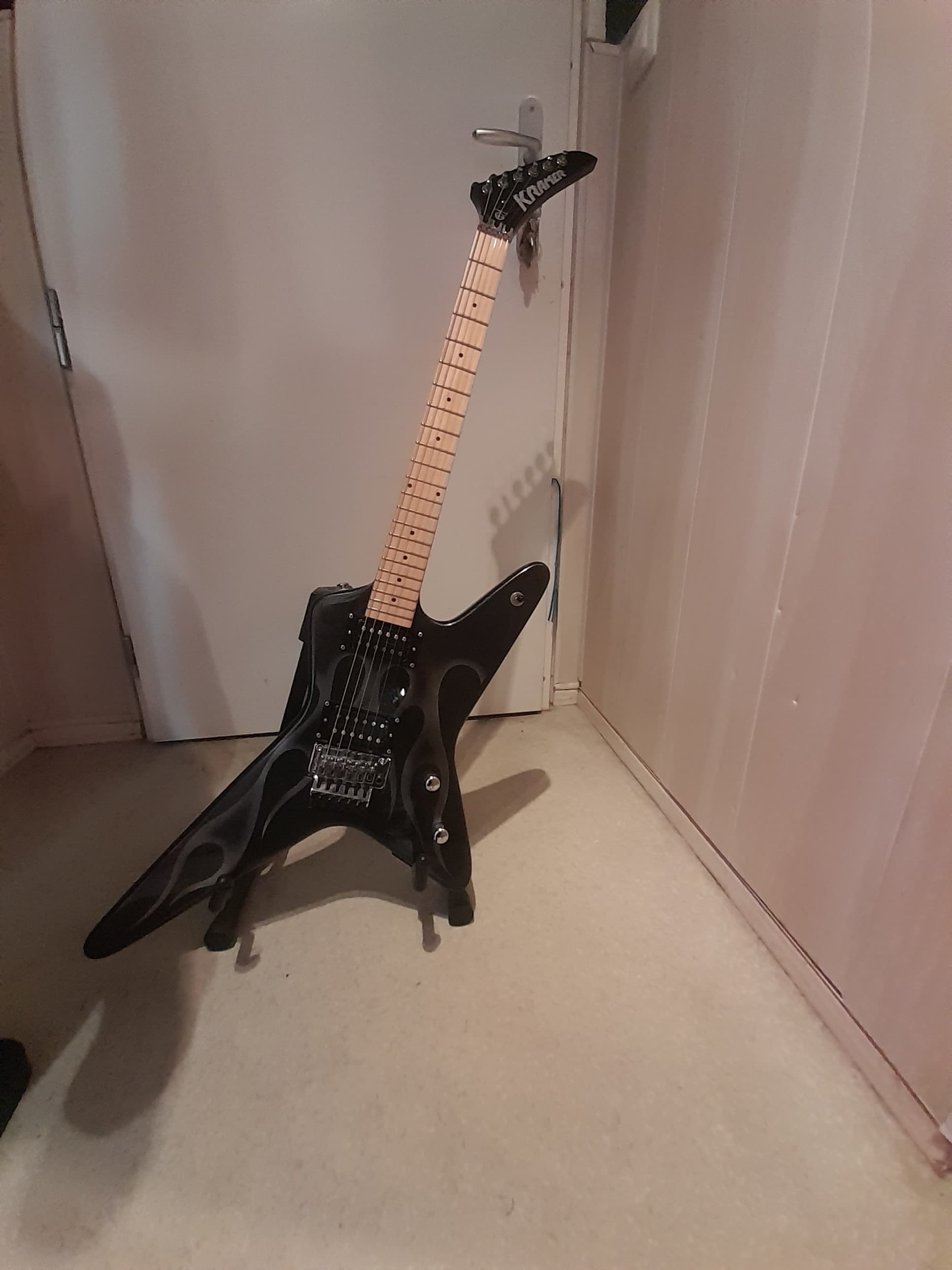 kramer tracii guns signature gunstar voyager