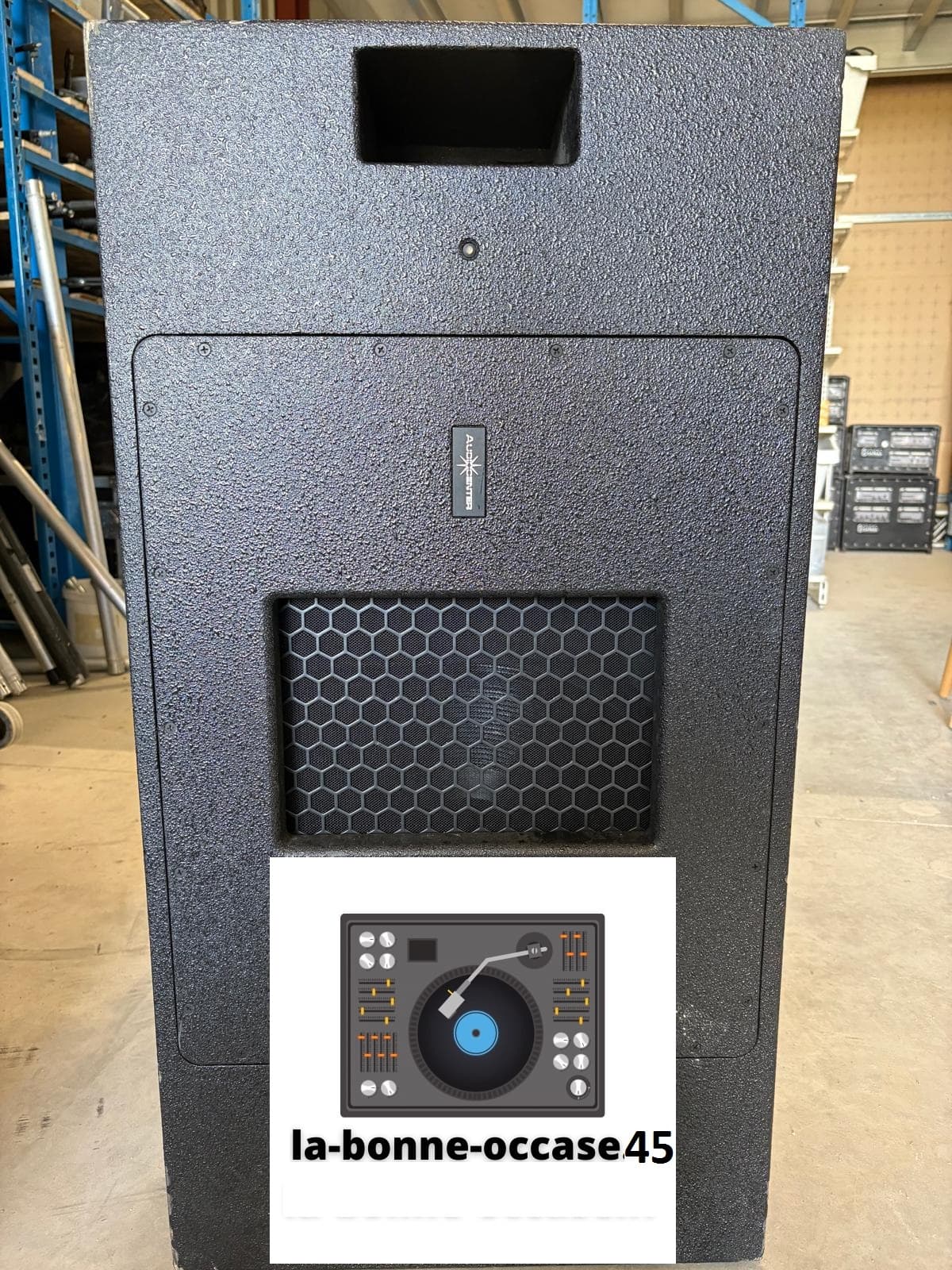 Vend caisson de basse SA 3218 Audiocenter