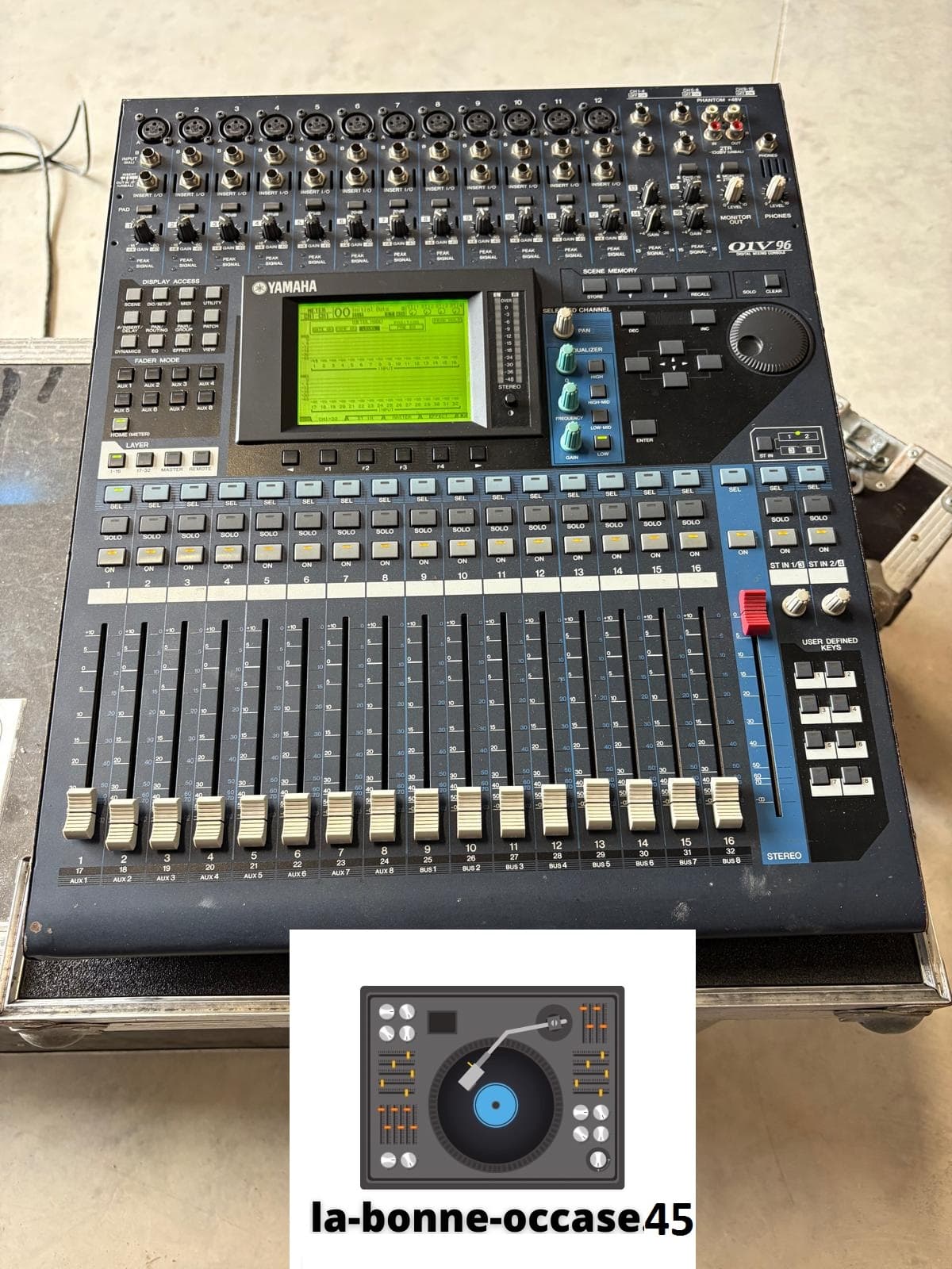 Vend console 01V 96 V2 Yamaha