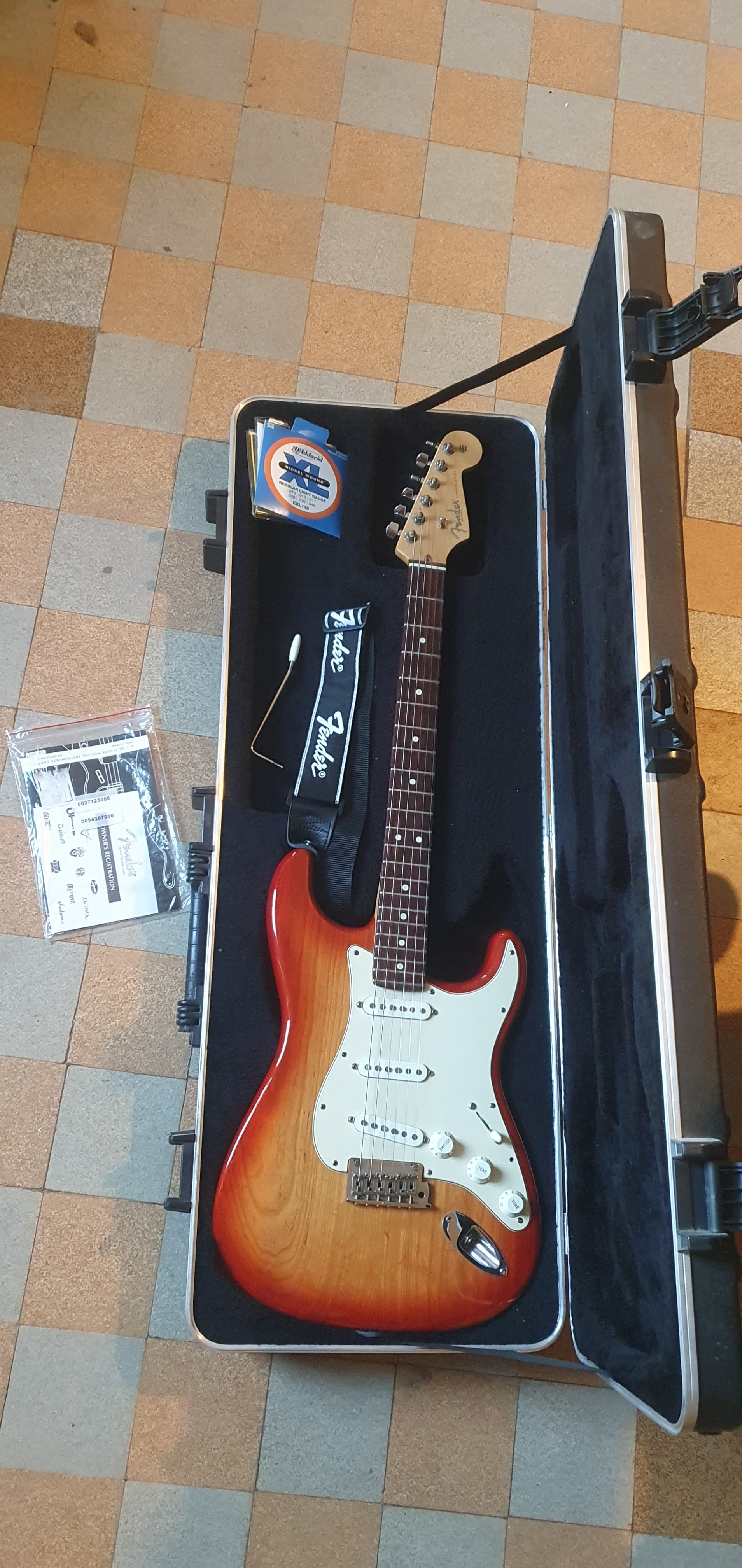 Fender stratocaster US Corona