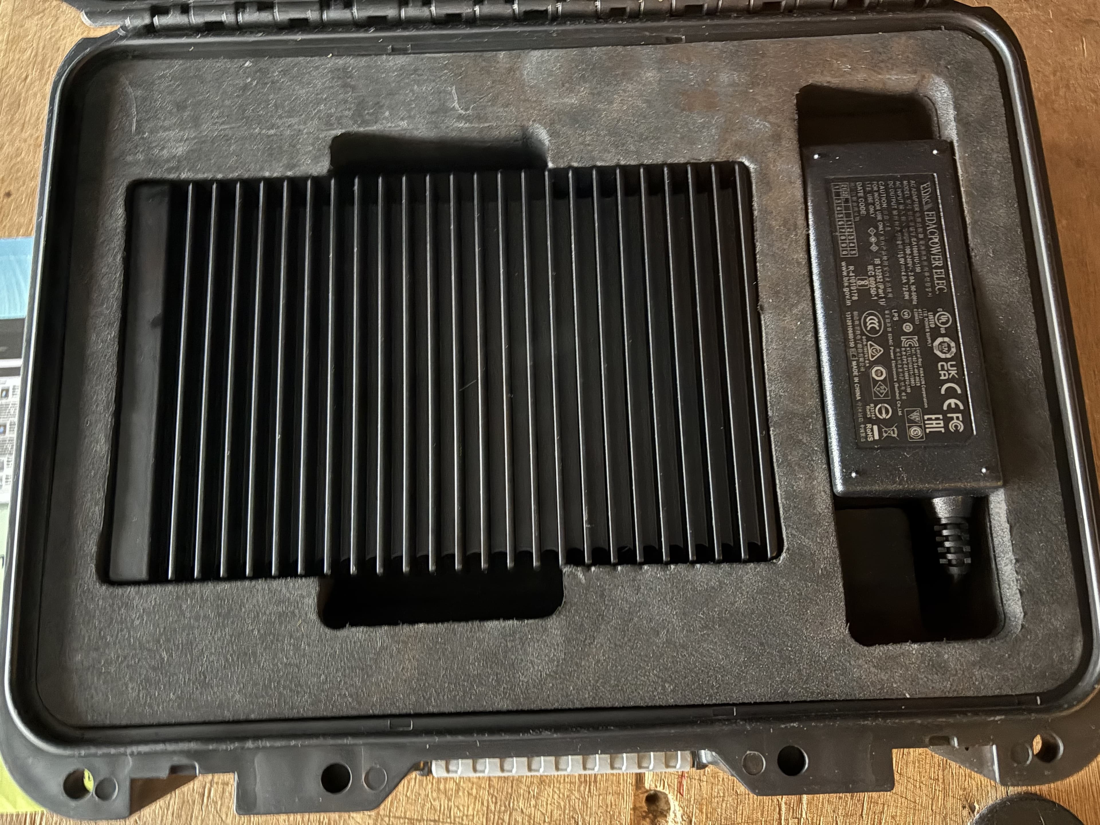 OWC THUNDERBLADE X 4 / Systeme RAID NVME Thunderbolt III ( pour 4 disques NVME )