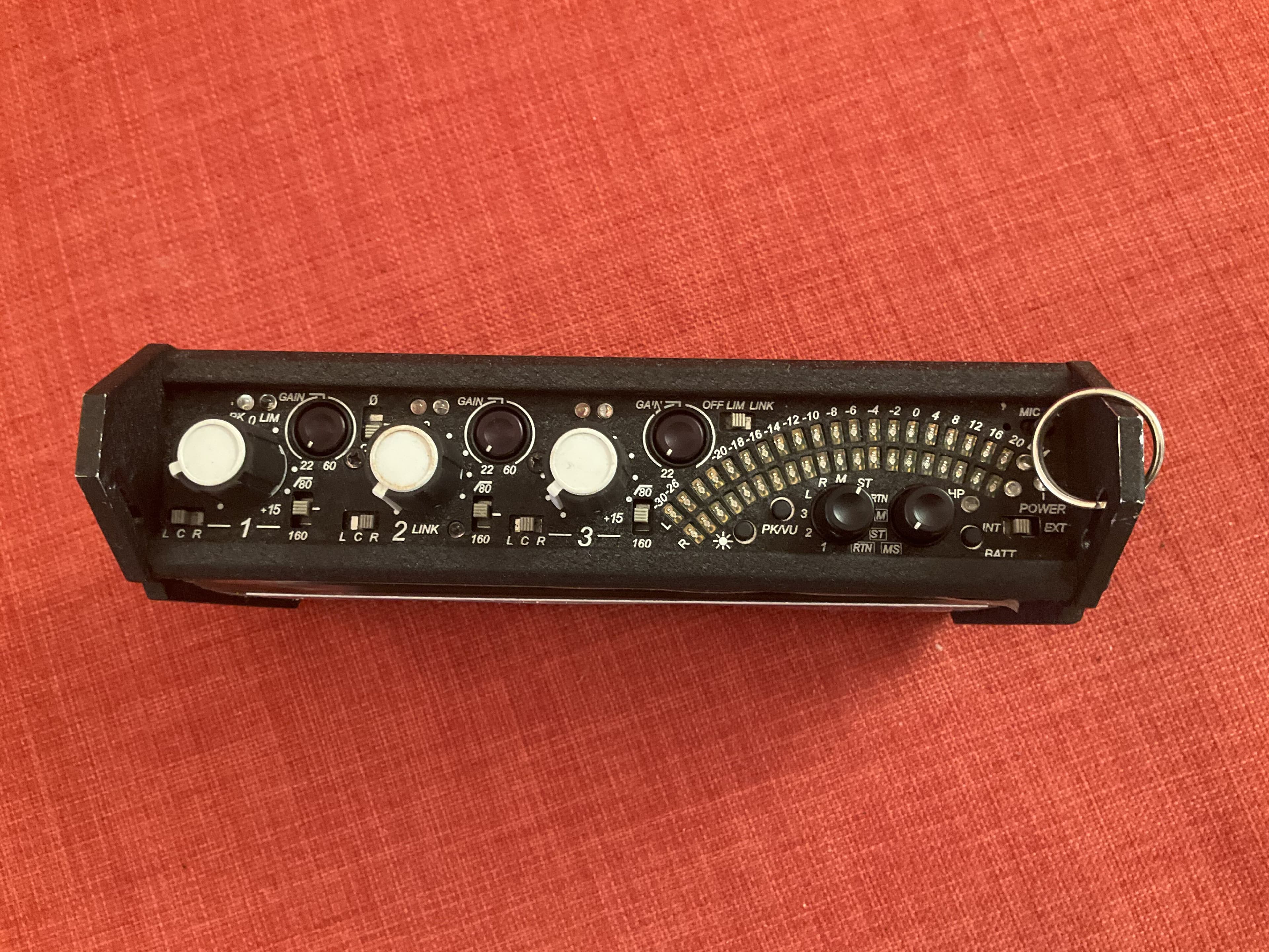 Vends mixette Sound Device 302