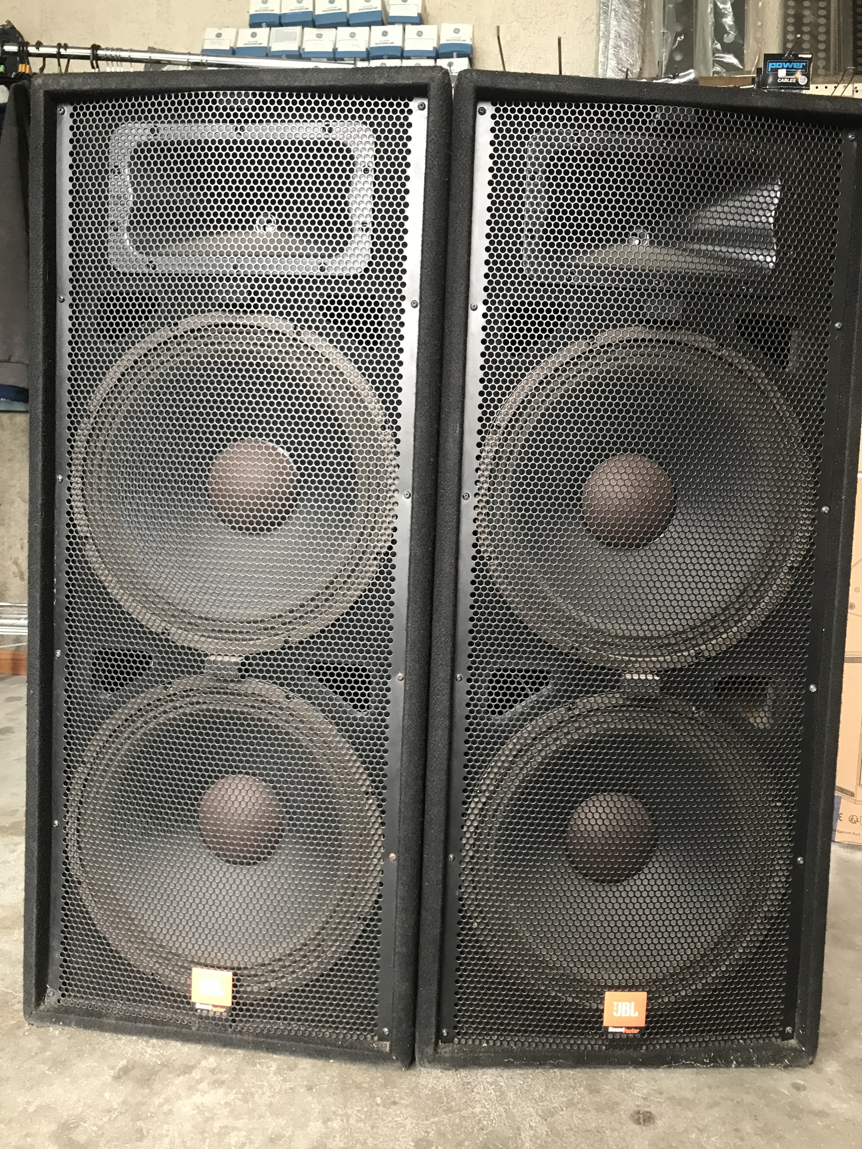 Vends JBL SOUND FACTOR SF25