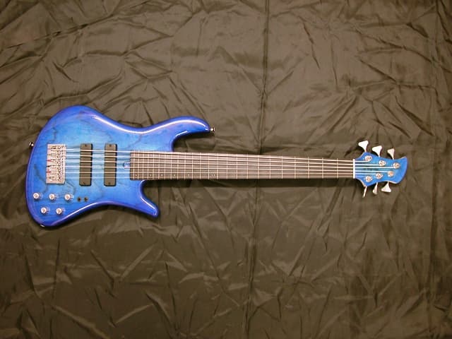 Vends basse 6 cordes fretless Noguera