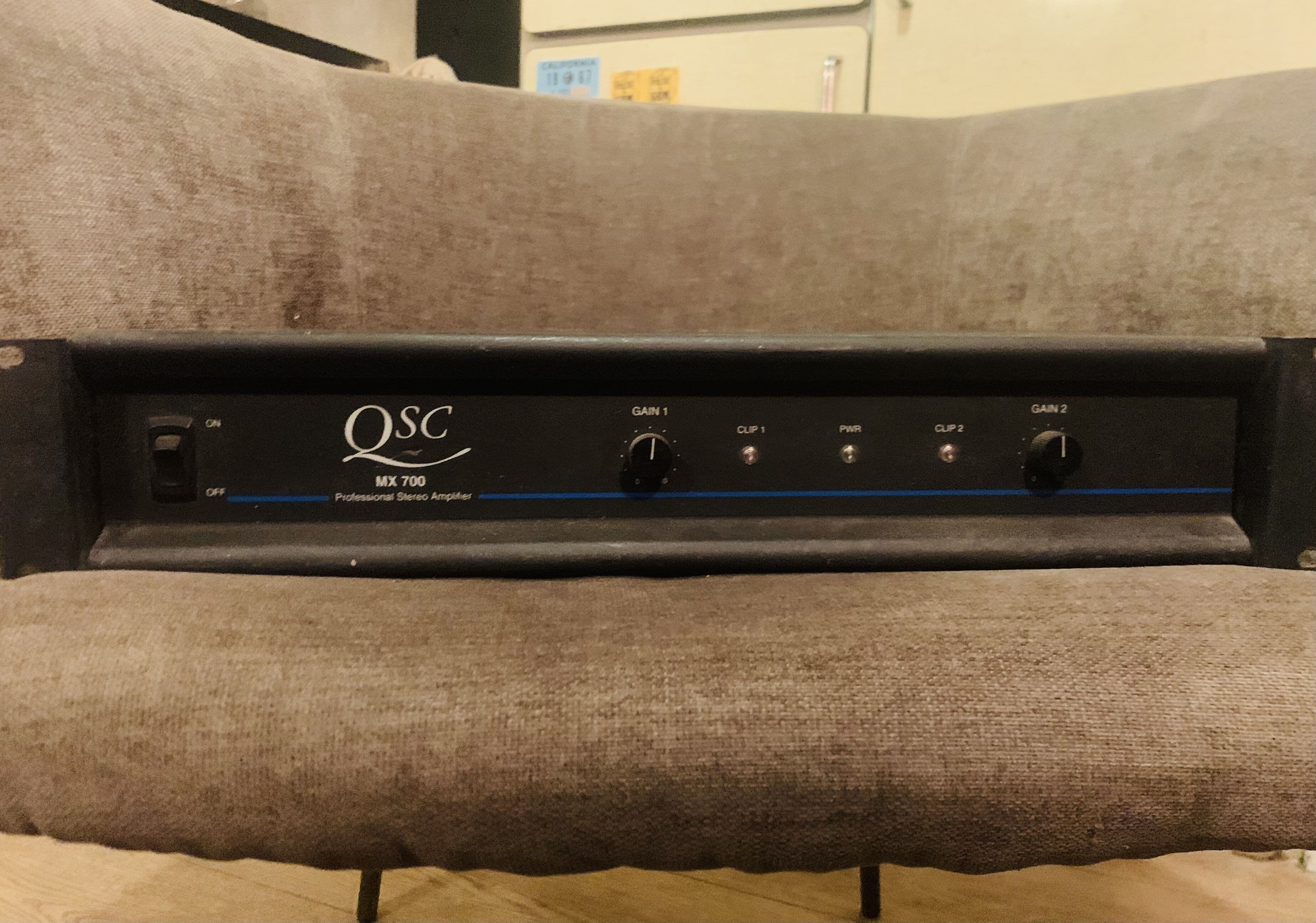 Vends ampli de puissance QSC MX700