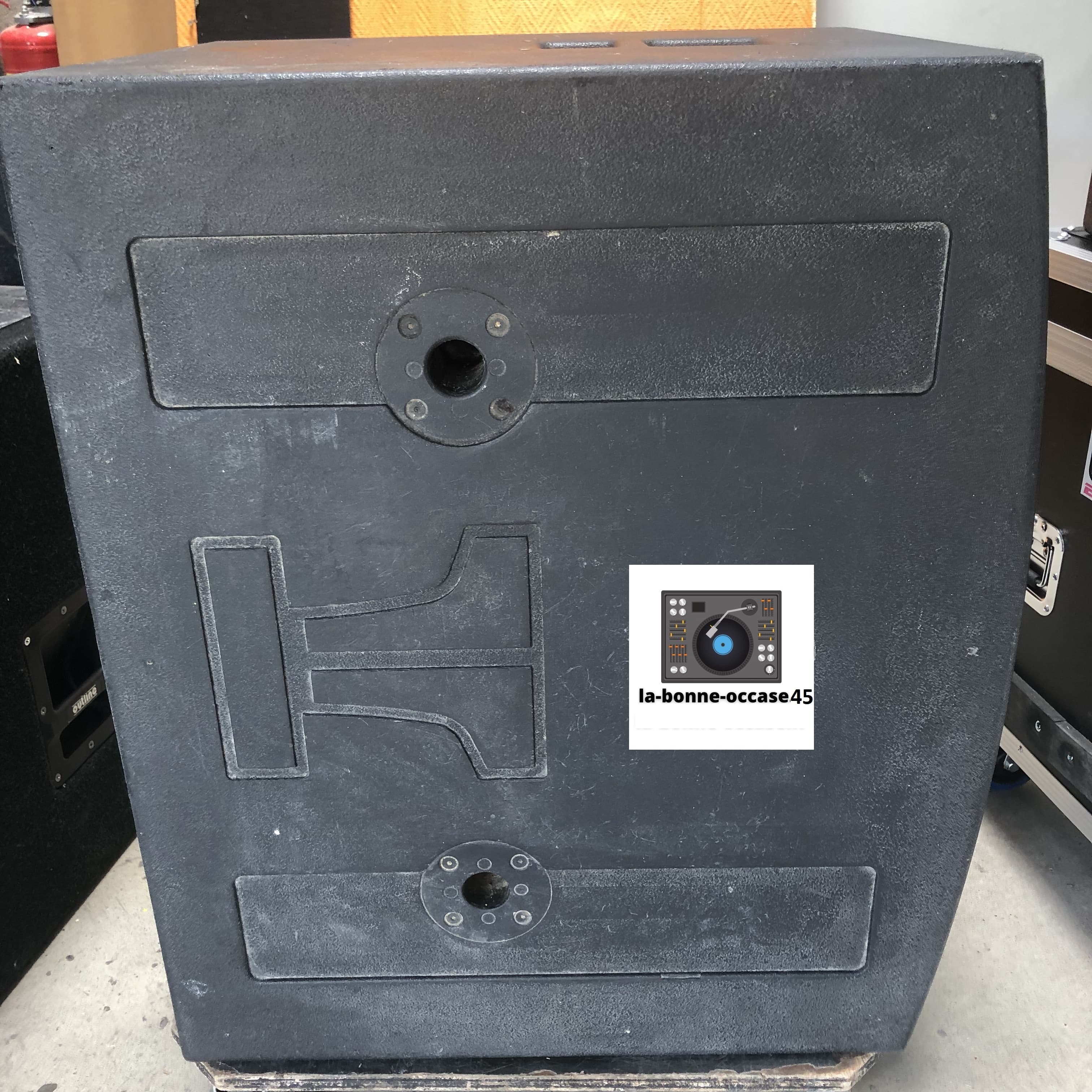 Vend caisson de basse Granit SB 1 Type C 2 MKII
