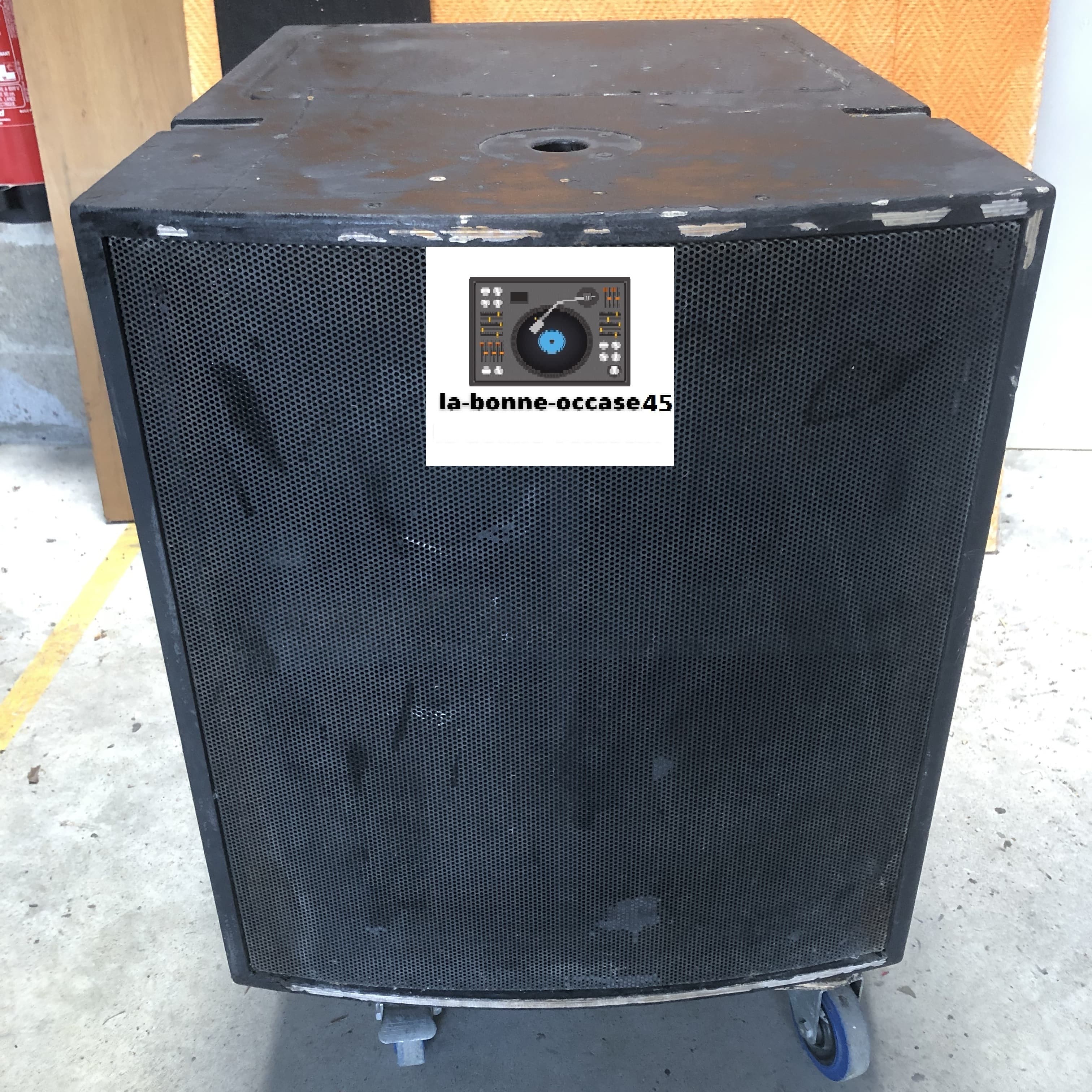 Vend caisson de basse TWM 818 TD Taichee
