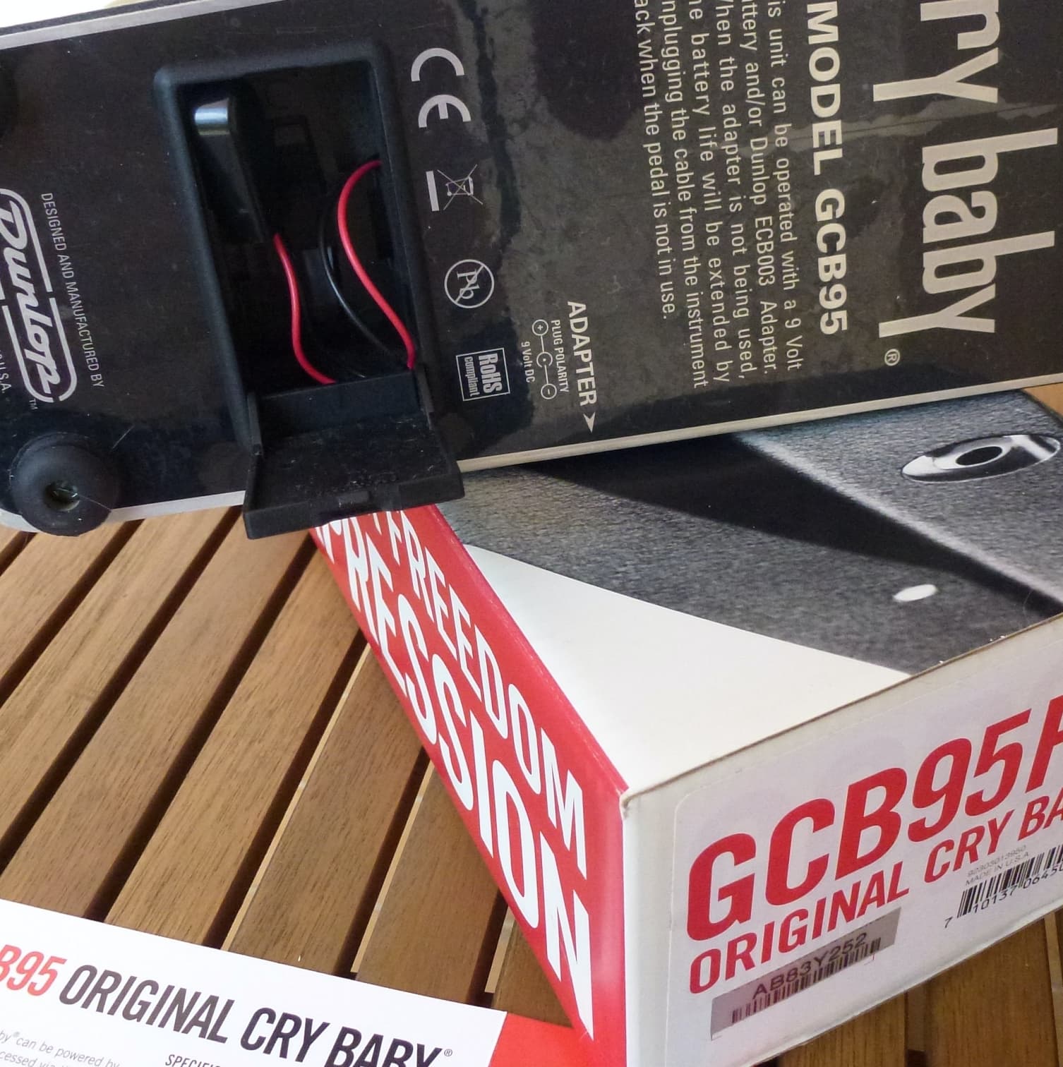 Vends Wah DUNLOP GCB95 Cry Baby , neuve
