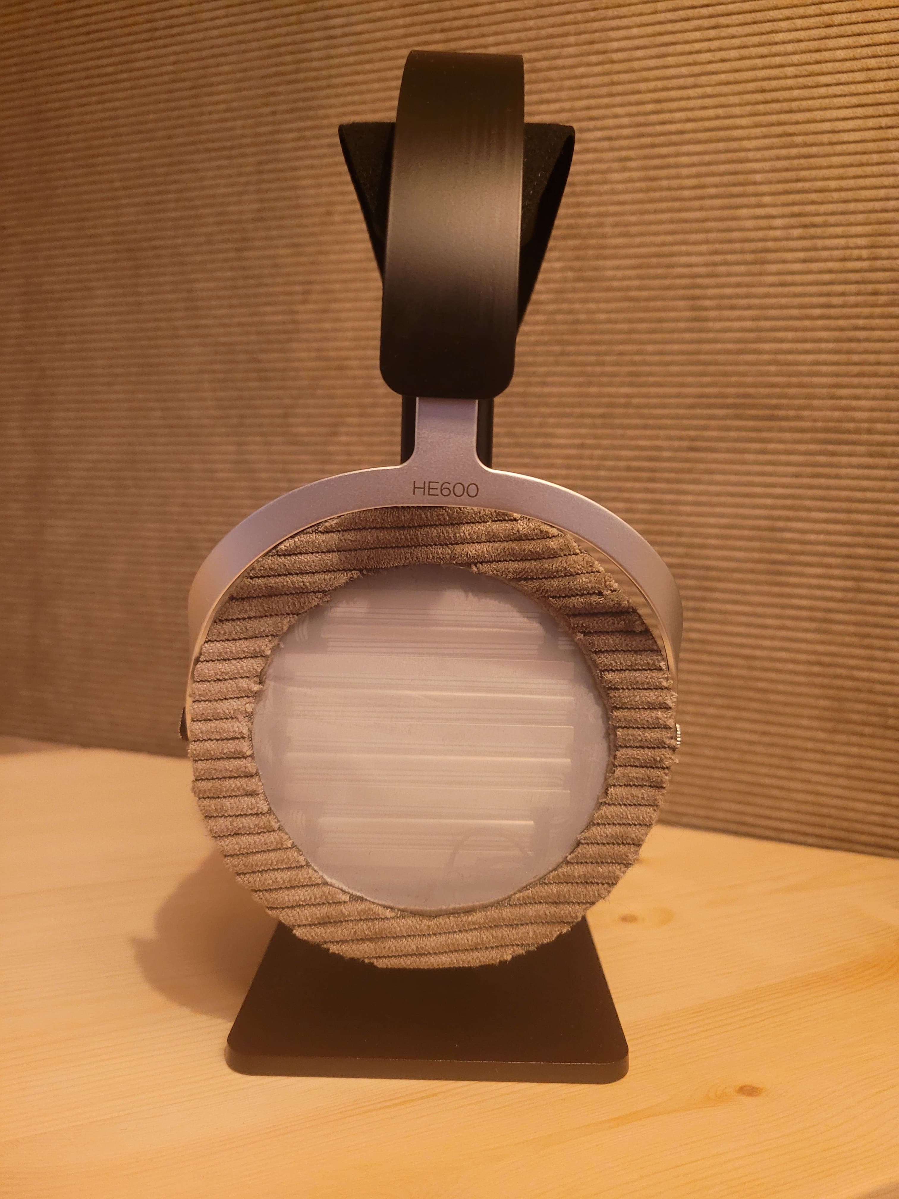 HiFiMan HE600 "Unveiled"