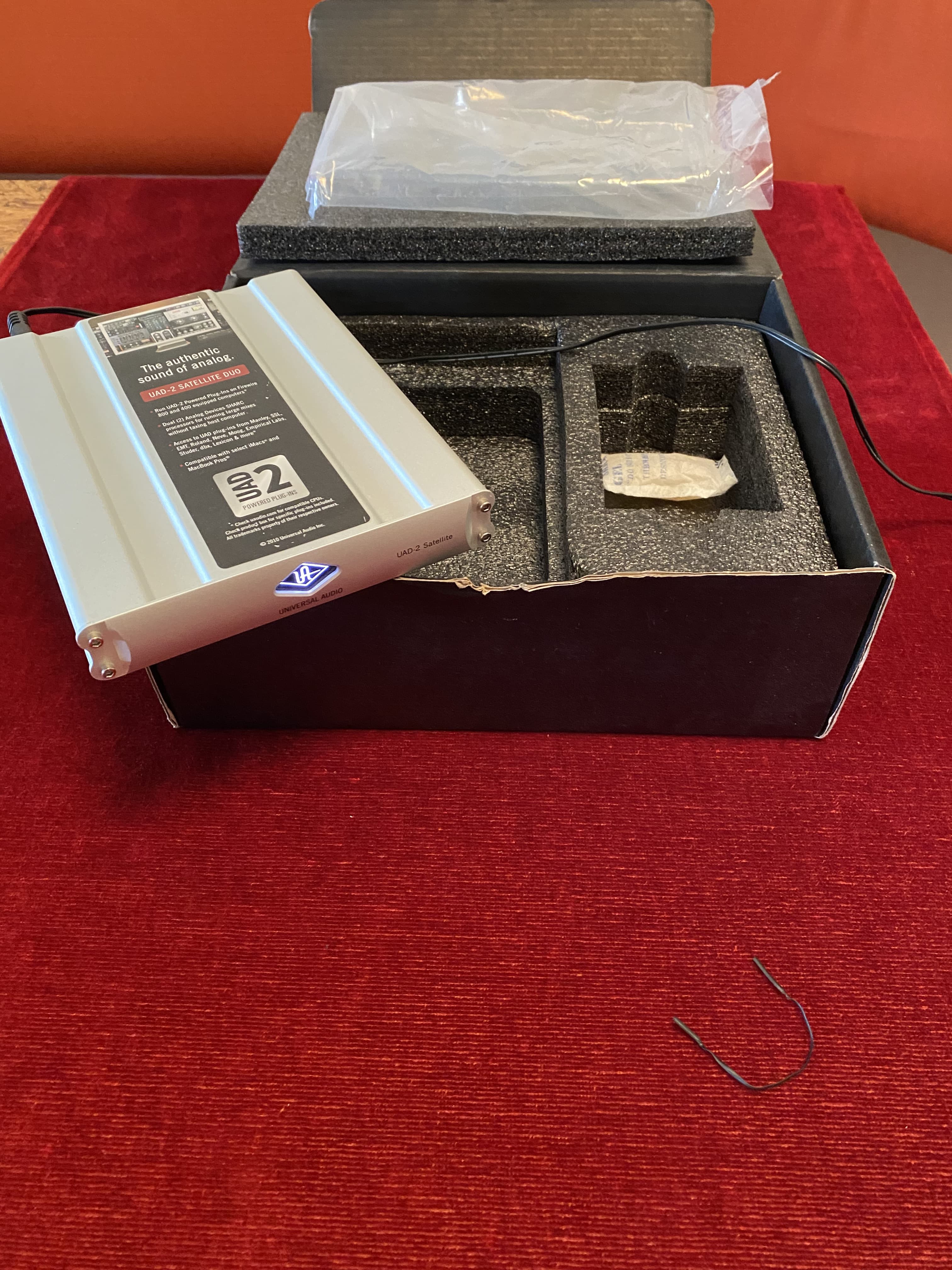 Vends -UAD DUO SATELLITE firewire