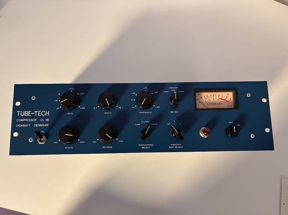 Légendaire Compresseur Optique à Lampes Tube-Tech CL 1B