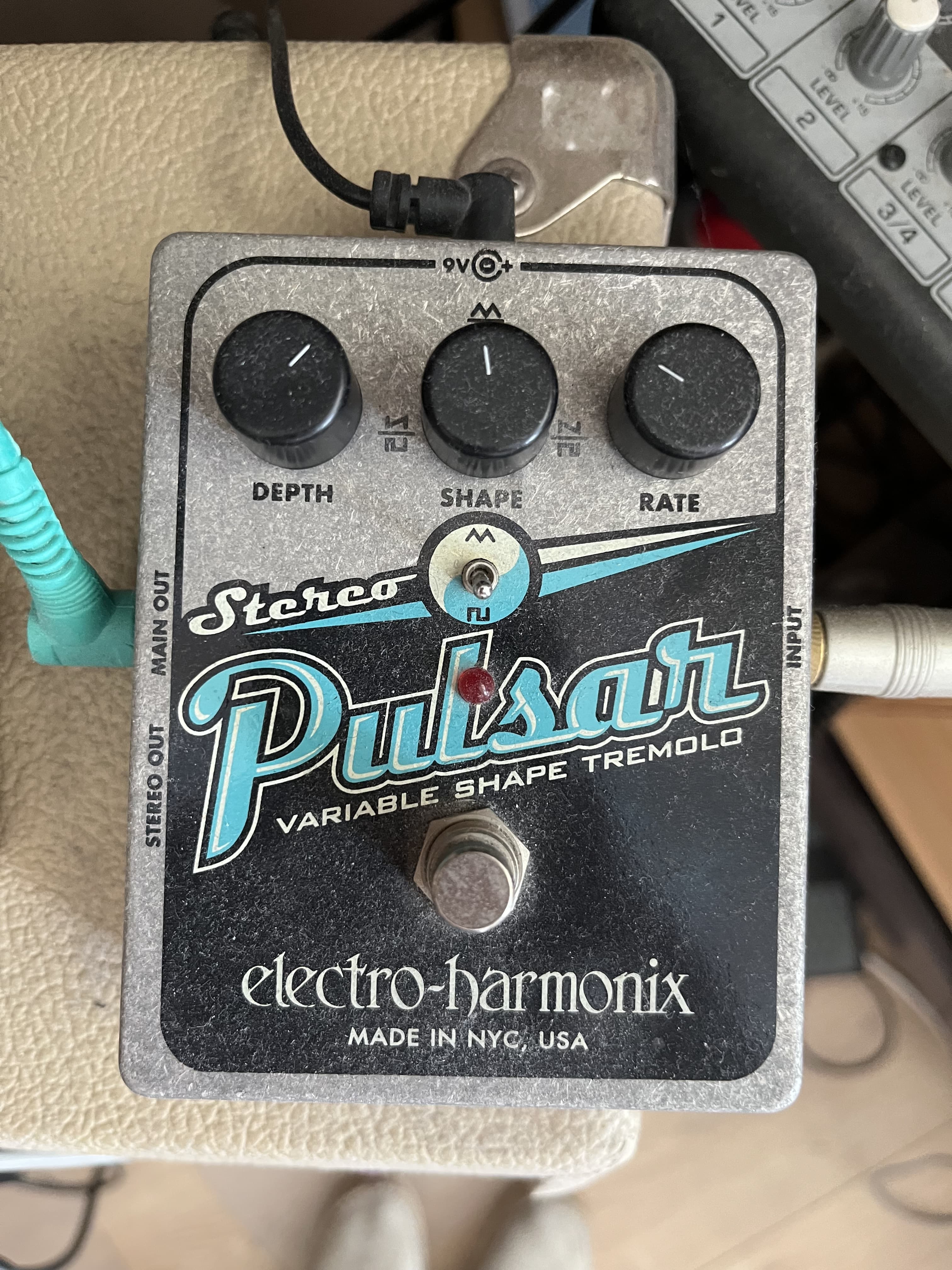 Vends EHX Pulsar tremolo stéréo