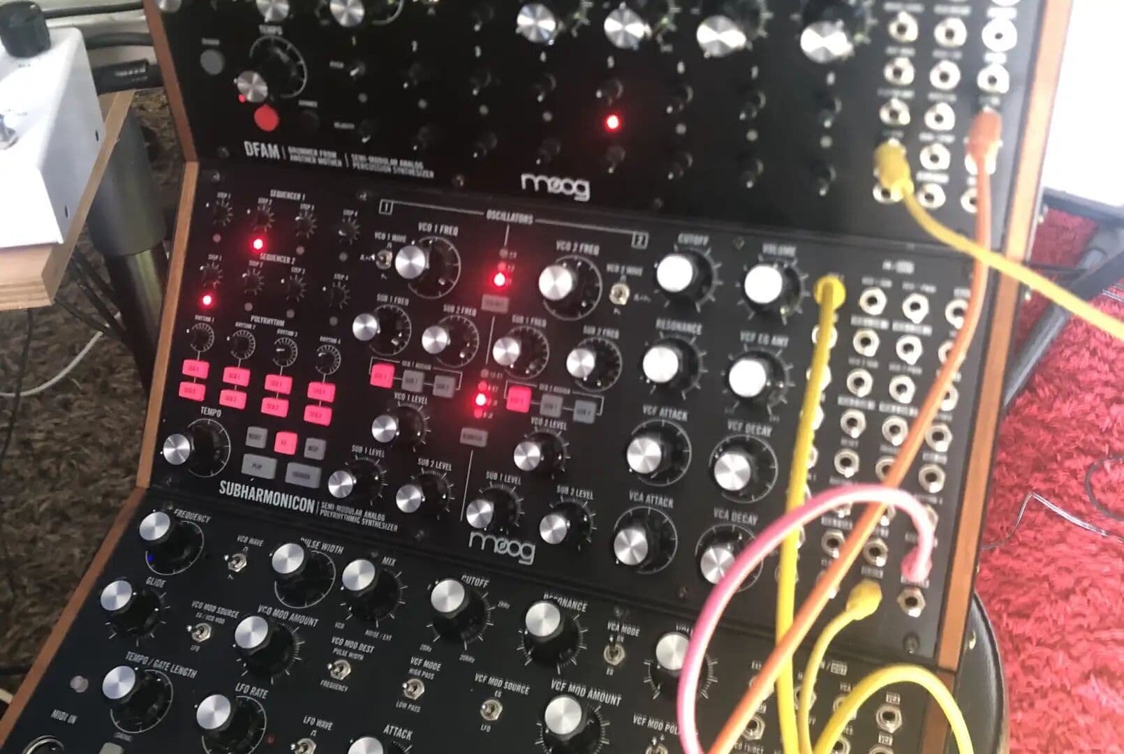 A saisir 3 Moog DFAM, Mother 32 et Subharmonicon + stand prix cassé 1250e !!!!!