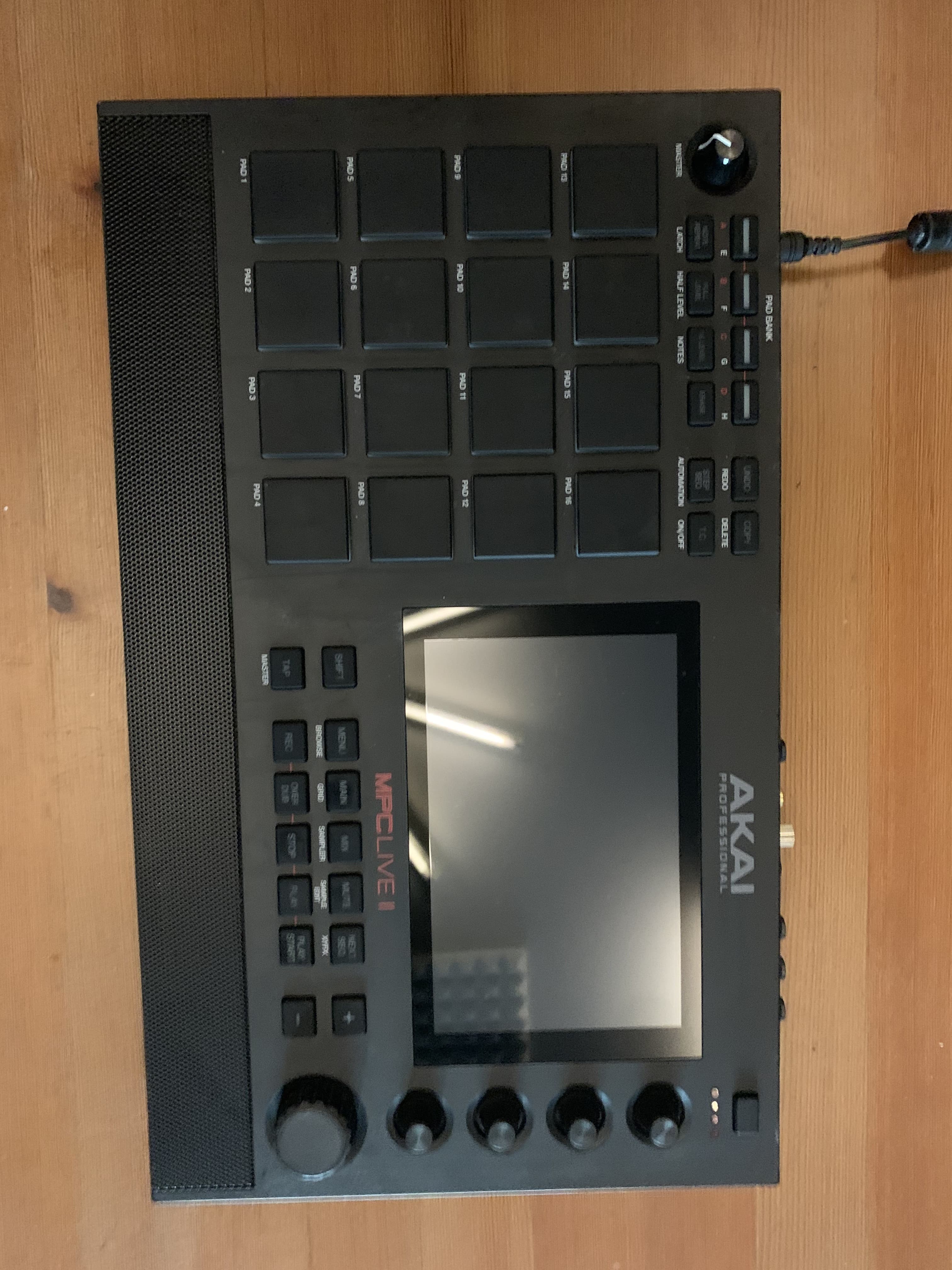 MPC LIVE II - Très bon état