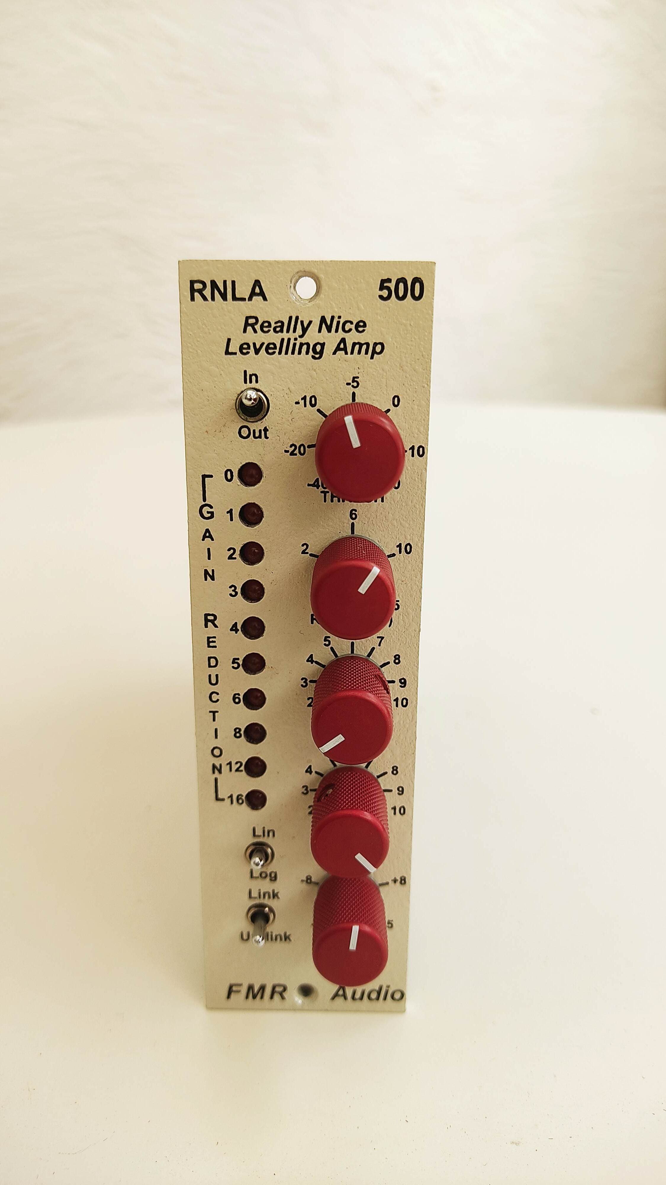 FMR Audio RNLA500 Really Nice Leveling Amplifier (Révisé en super état)