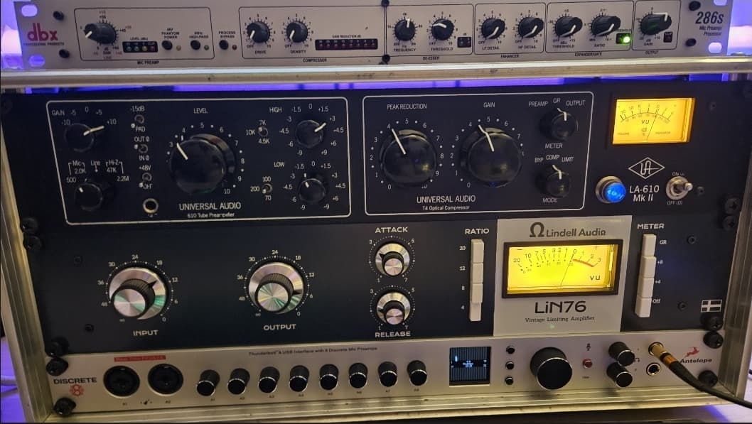 Vends carte son Discrete 8 antelope + ses plugins